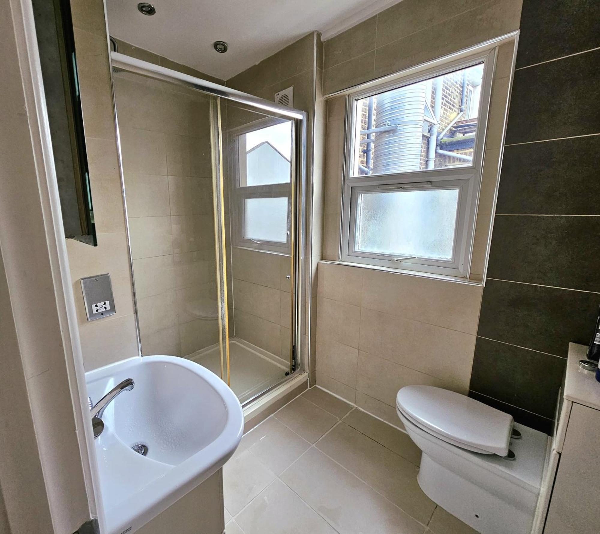 Elegant Spacious In Londres